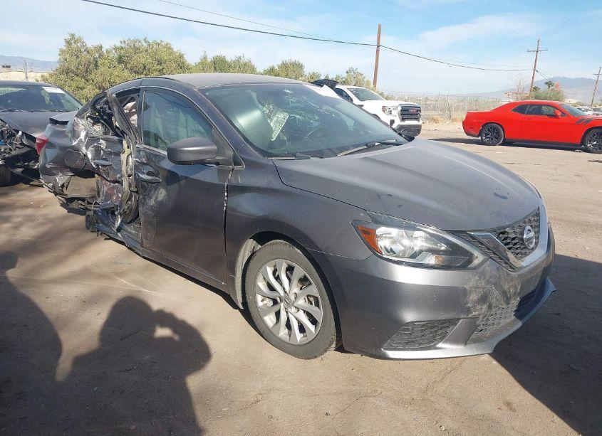 2019 Nissan Sentra SV (VIN 3N1AB7AP1KL609058) main photo