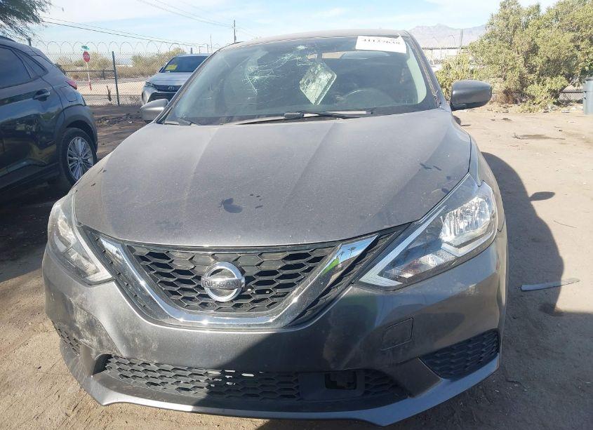 Photo 13 of 2019 Nissan Sentra SV (VIN 3N1AB7AP1KL609058)