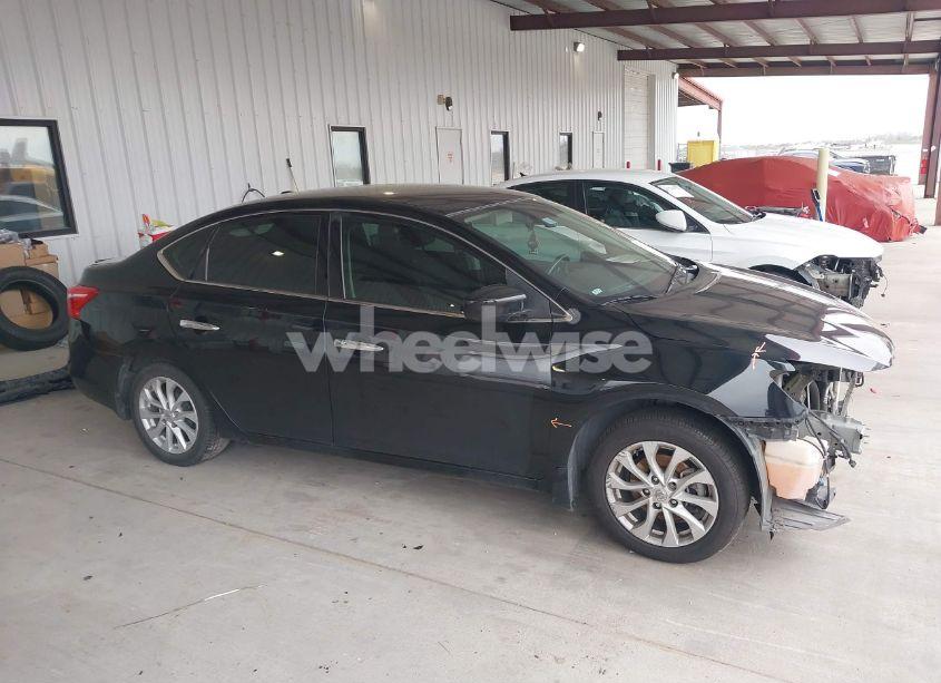 Photo 13 of 2019 Nissan Sentra SV (VIN 3N1AB7AP1KL611912)