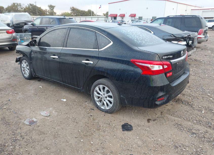 Photo 3 of 2019 Nissan Sentra SV (VIN 3N1AB7AP1KL627916)