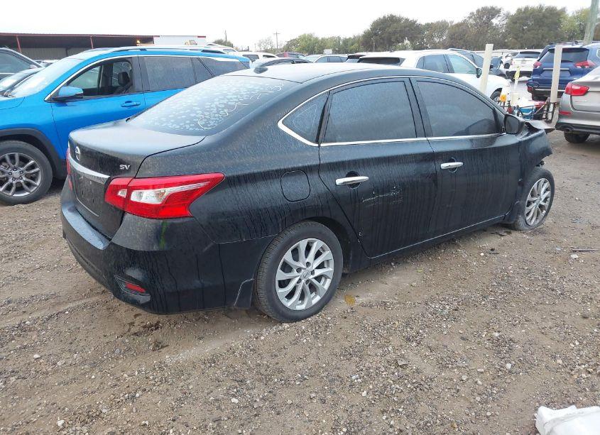 Photo 4 of 2019 Nissan Sentra SV (VIN 3N1AB7AP1KL627916)