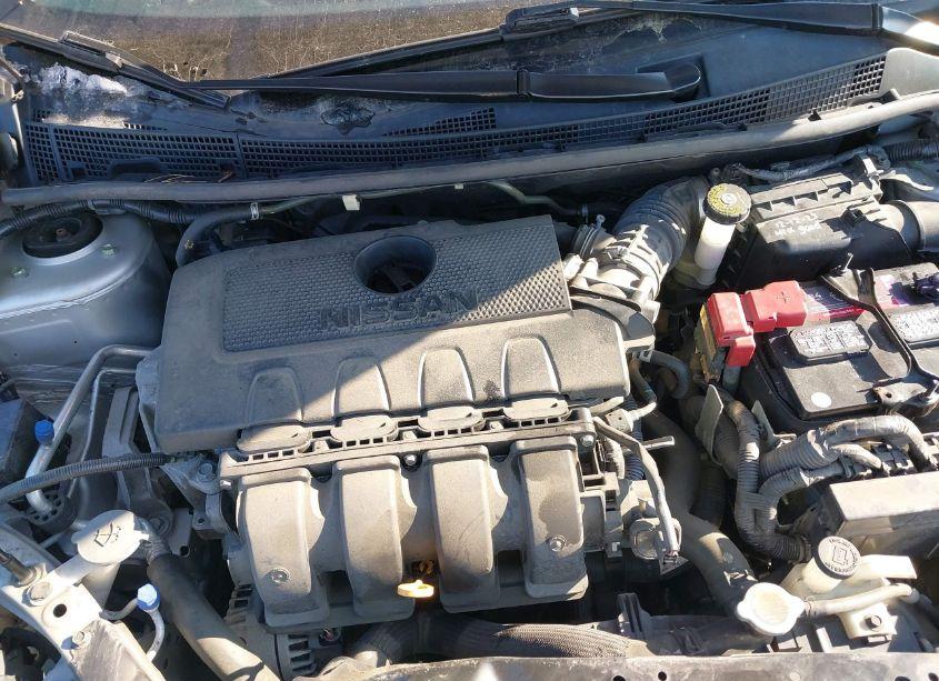 Photo 10 of 2019 Nissan Sentra SV (VIN 3N1AB7AP1KY230306)