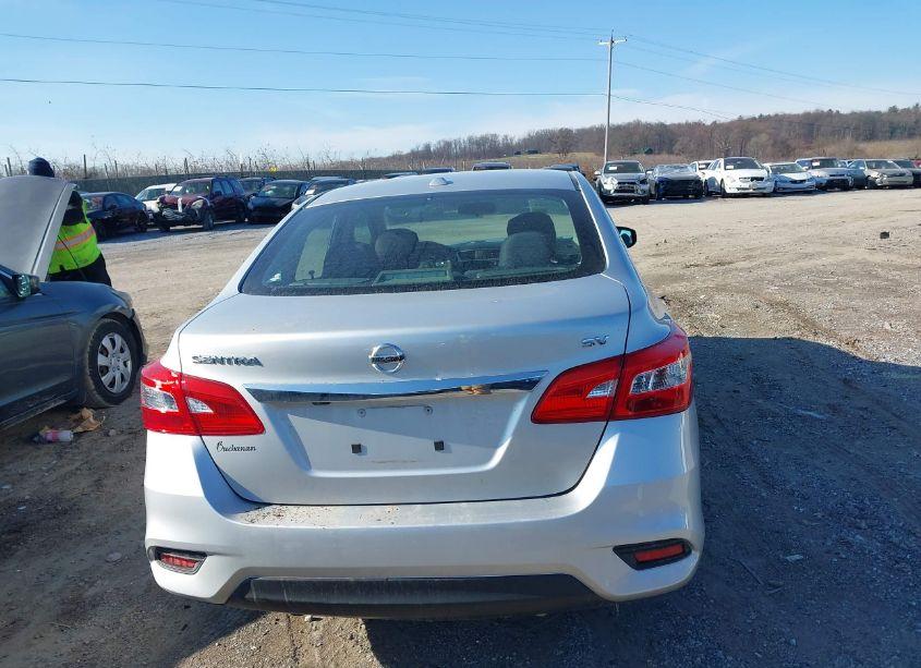 Photo 16 of 2019 Nissan Sentra SV (VIN 3N1AB7AP1KY230306)