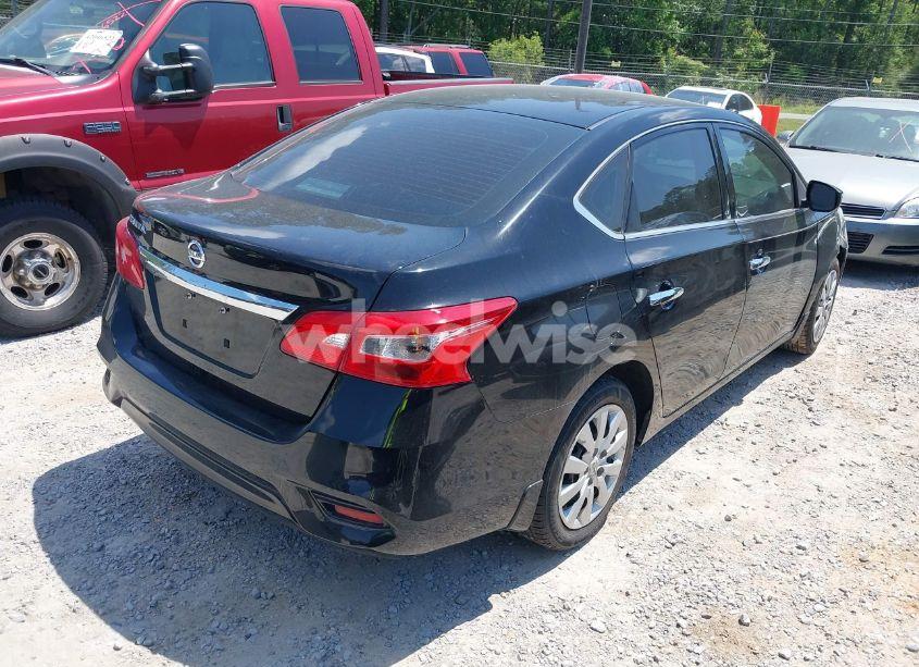 Photo 4 of 2019 Nissan Sentra S (VIN 3N1AB7AP1KY252757)