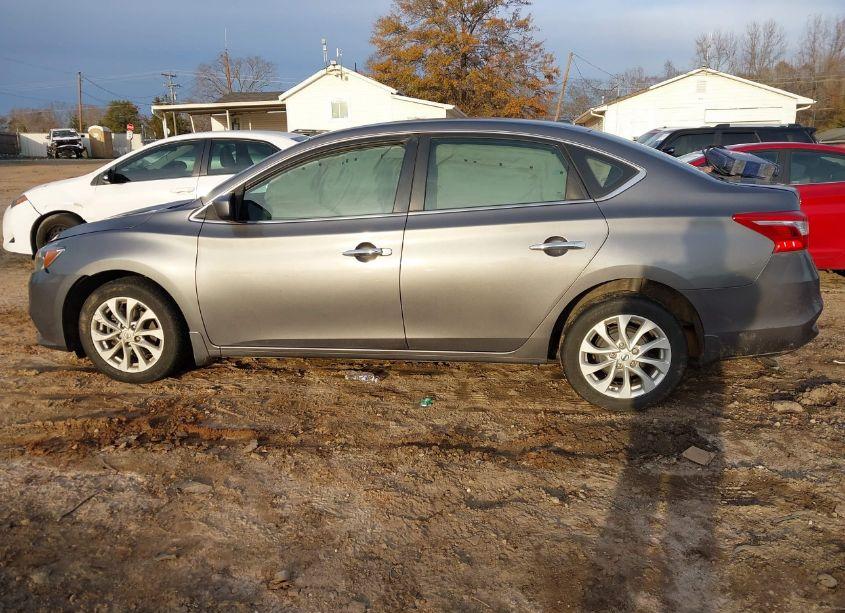 Photo 14 of 2019 Nissan Sentra SV (VIN 3N1AB7AP1KY258820)
