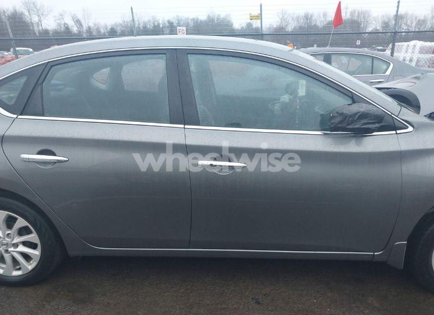 Photo 14 of 2019 Nissan Sentra SV (VIN 3N1AB7AP1KY260521)