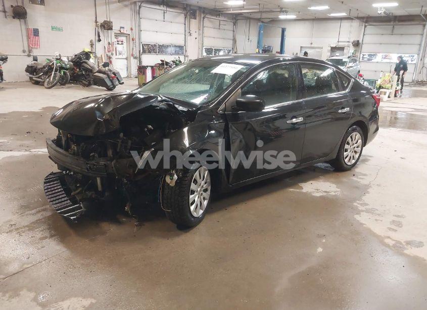 Photo 2 of 2019 Nissan Sentra S (VIN 3N1AB7AP1KY261720)