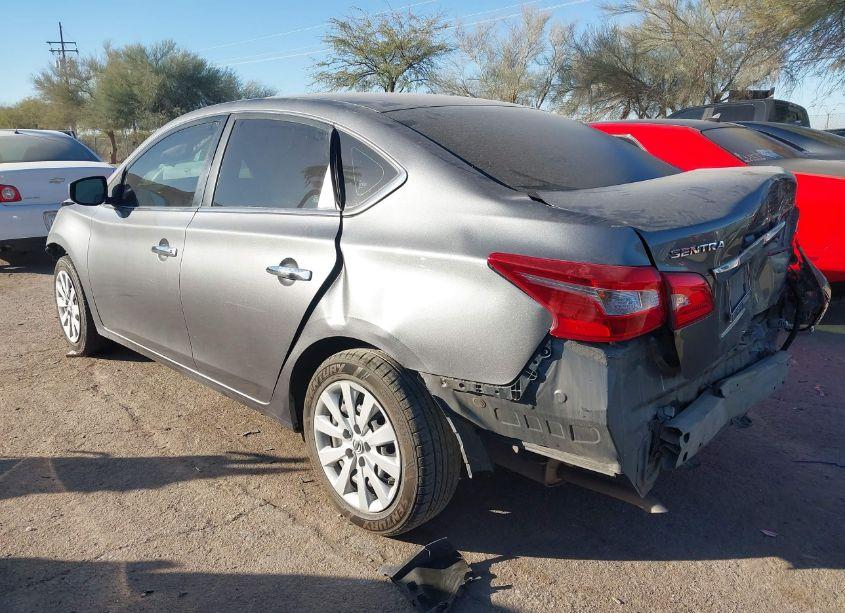 Photo 6 of 2019 Nissan Sentra S (VIN 3N1AB7AP1KY263452)