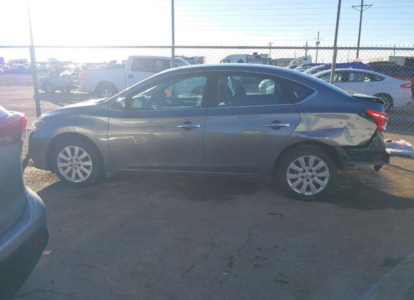 Photo 14 of 2019 Nissan Sentra S (VIN 3N1AB7AP1KY266187)