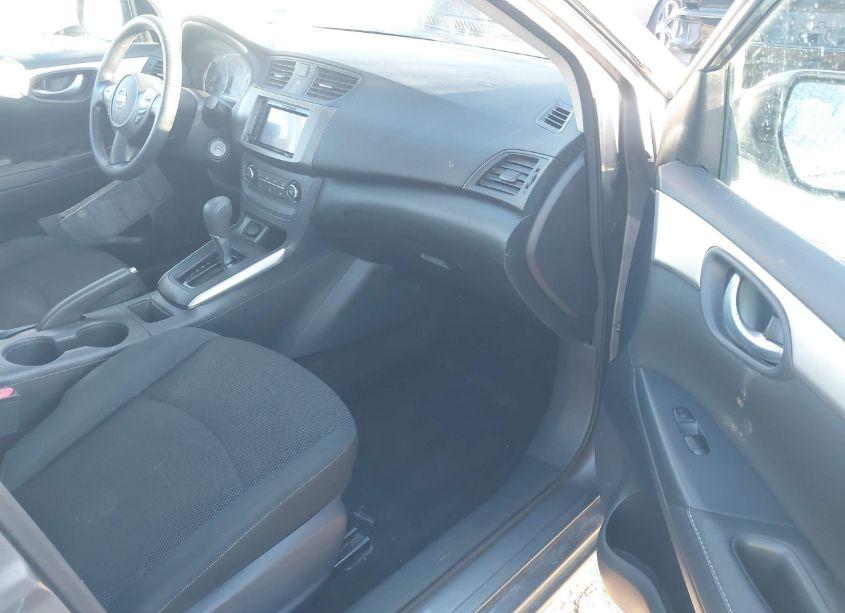 Photo 5 of 2019 Nissan Sentra S (VIN 3N1AB7AP1KY266187)