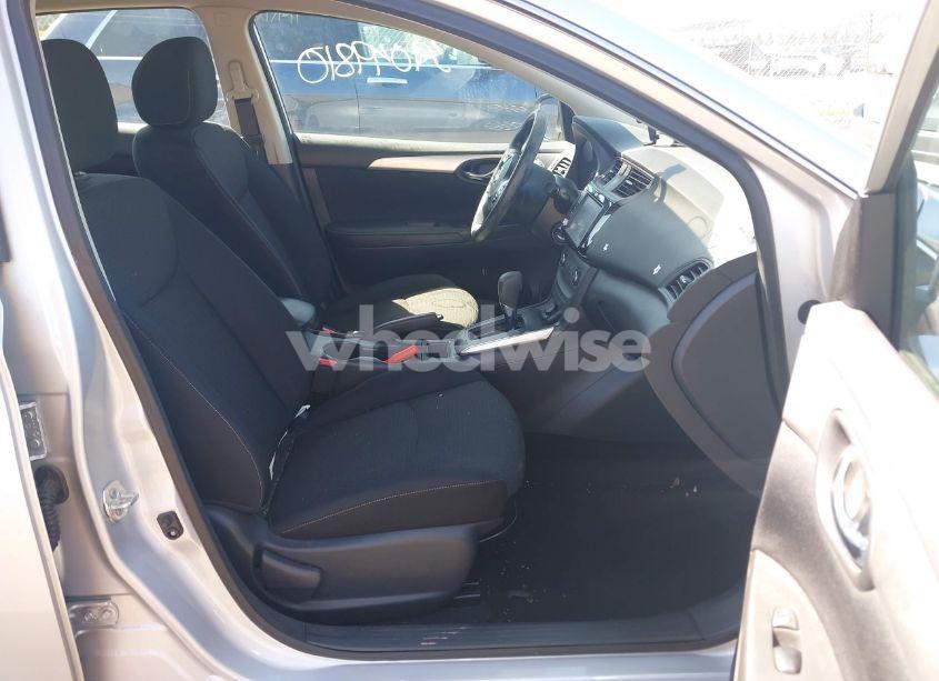 Photo 5 of 2019 Nissan Sentra S (VIN 3N1AB7AP1KY269588)