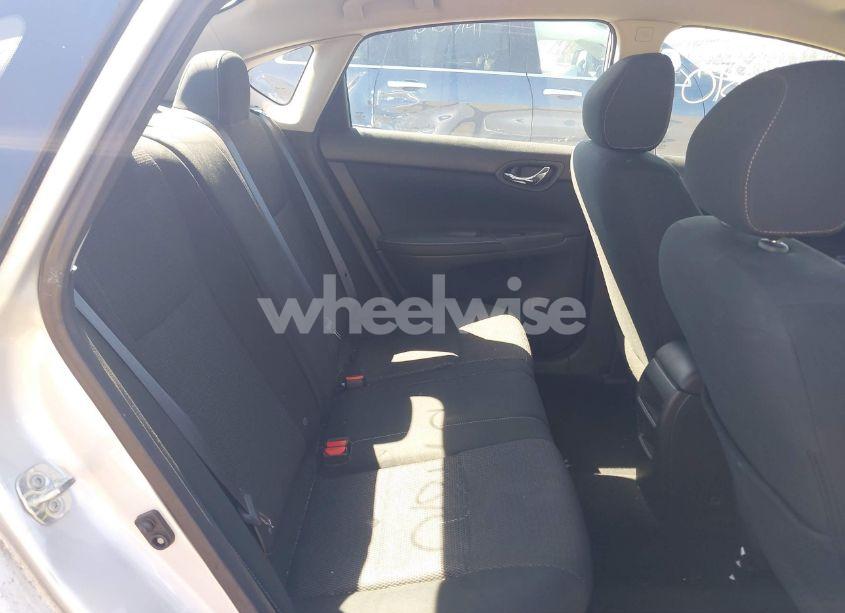 Photo 8 of 2019 Nissan Sentra S (VIN 3N1AB7AP1KY269588)