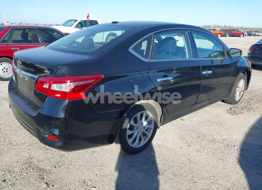 Photo 4 of 2019 Nissan Sentra SV (VIN 3N1AB7AP1KY287167)