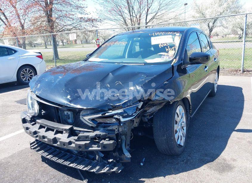 Photo 2 of 2019 Nissan Sentra S (VIN 3N1AB7AP1KY291462)