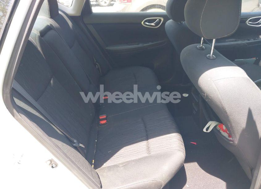 Photo 8 of 2019 Nissan Sentra SV (VIN 3N1AB7AP1KY294023)