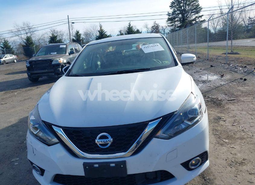 Photo 12 of 2019 Nissan Sentra SR (VIN 3N1AB7AP1KY308079)