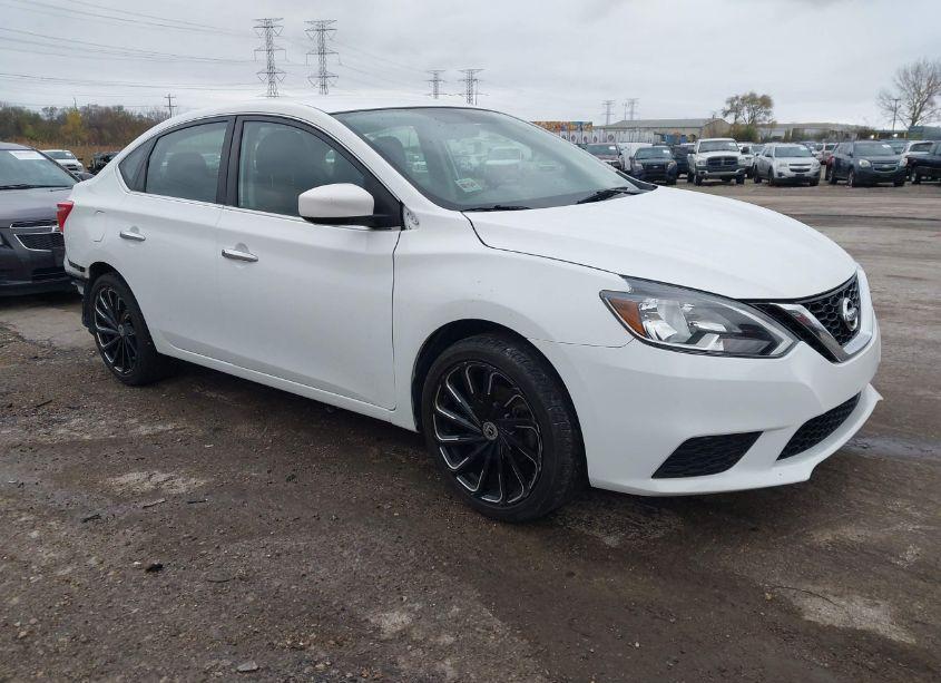 2019 Nissan Sentra S (VIN 3N1AB7AP1KY310723) main photo