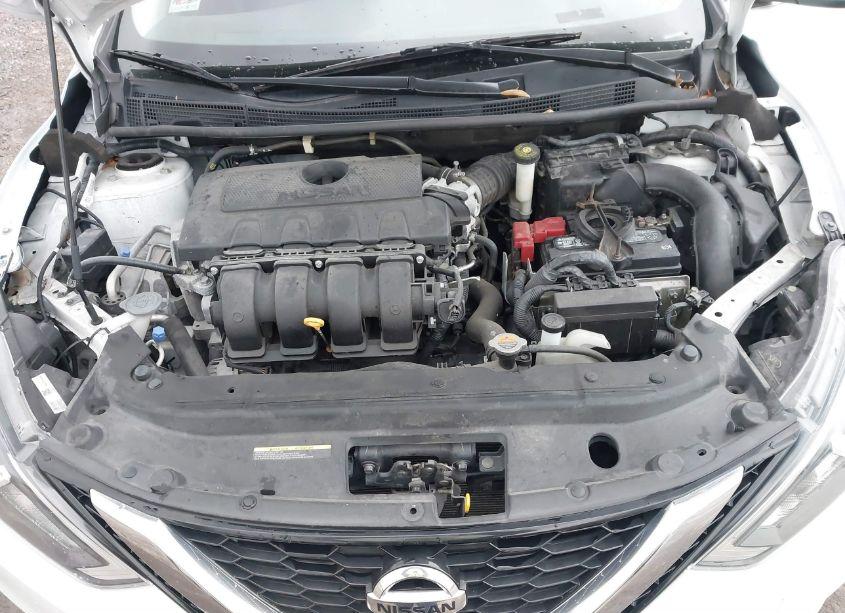 Photo 10 of 2019 Nissan Sentra S (VIN 3N1AB7AP1KY310723)