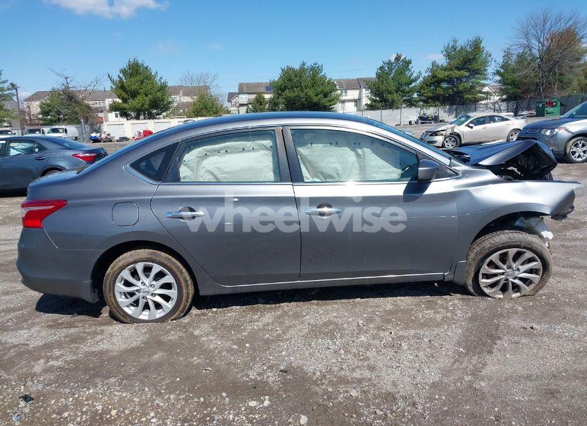 Photo 14 of 2019 Nissan Sentra SV (VIN 3N1AB7AP1KY315341)