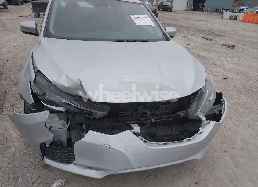 Photo 6 of 2019 Nissan Sentra SV (VIN 3N1AB7AP1KY323357)