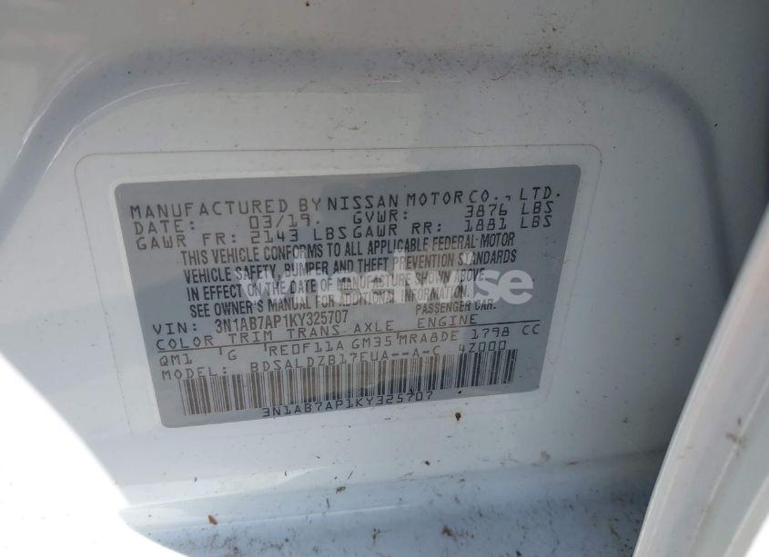 Photo 9 of 2019 Nissan Sentra SV (VIN 3N1AB7AP1KY325707)