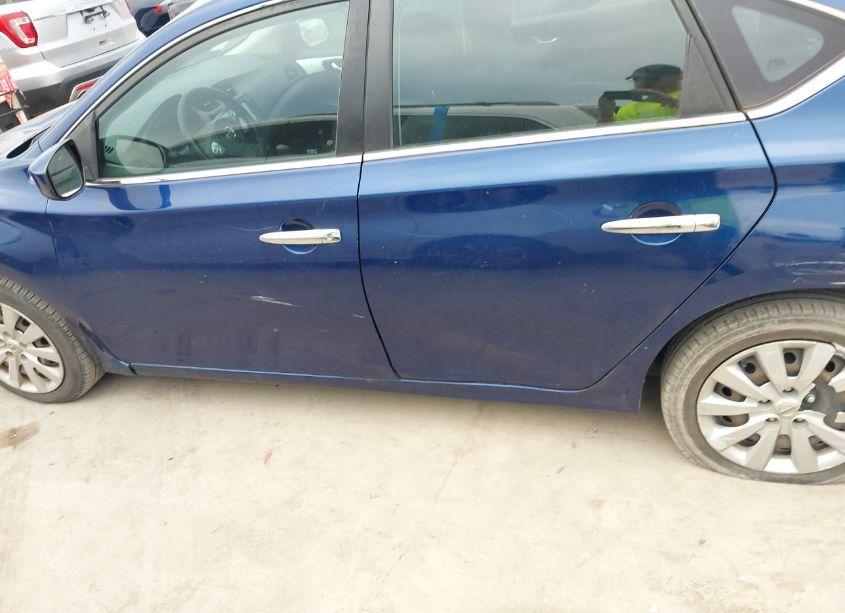 Photo 17 of 2019 Nissan Sentra S (VIN 3N1AB7AP1KY327778)