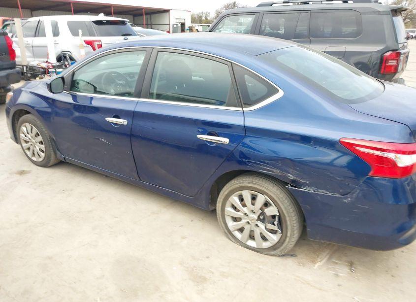 Photo 6 of 2019 Nissan Sentra S (VIN 3N1AB7AP1KY327778)