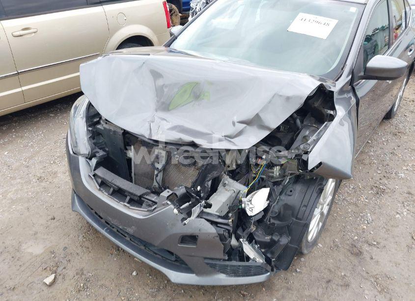 Photo 6 of 2019 Nissan Sentra S (VIN 3N1AB7AP1KY329336)