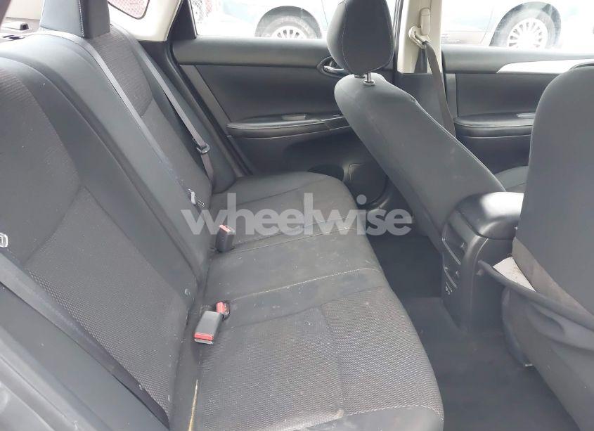 Photo 8 of 2019 Nissan Sentra S (VIN 3N1AB7AP1KY329336)