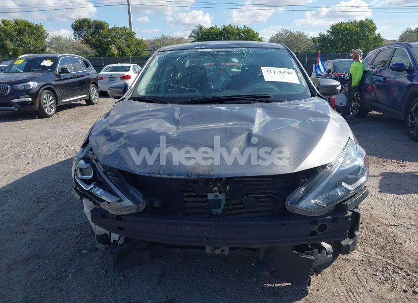 Photo 12 of 2019 Nissan Sentra SR (VIN 3N1AB7AP1KY344001)