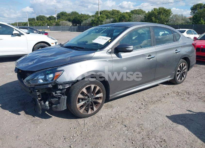 Photo 2 of 2019 Nissan Sentra SR (VIN 3N1AB7AP1KY344001)