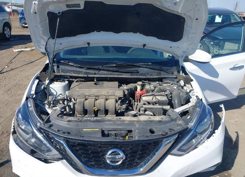 Photo 10 of 2019 Nissan Sentra S (VIN 3N1AB7AP1KY359839)