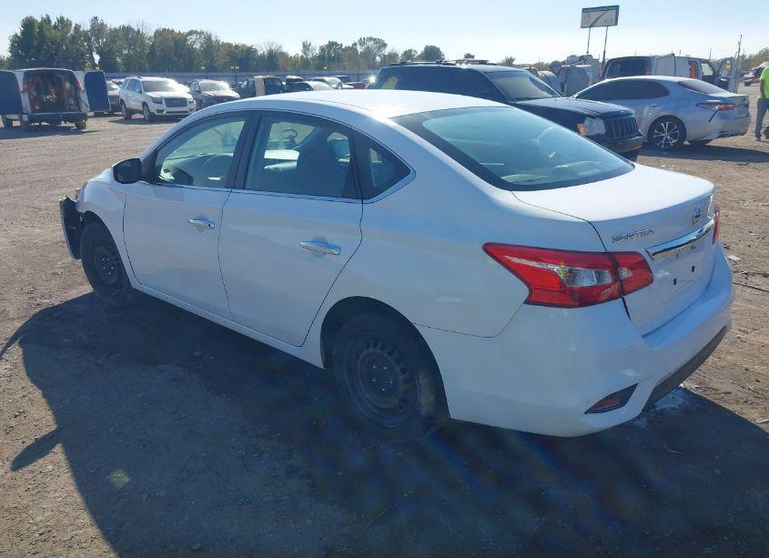 Photo 3 of 2019 Nissan Sentra S (VIN 3N1AB7AP1KY359839)