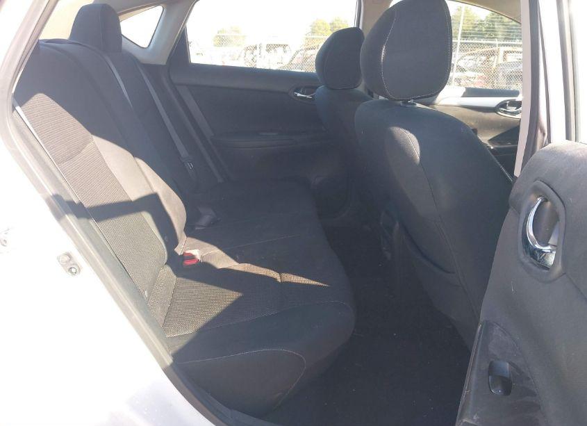 Photo 8 of 2019 Nissan Sentra S (VIN 3N1AB7AP1KY359839)