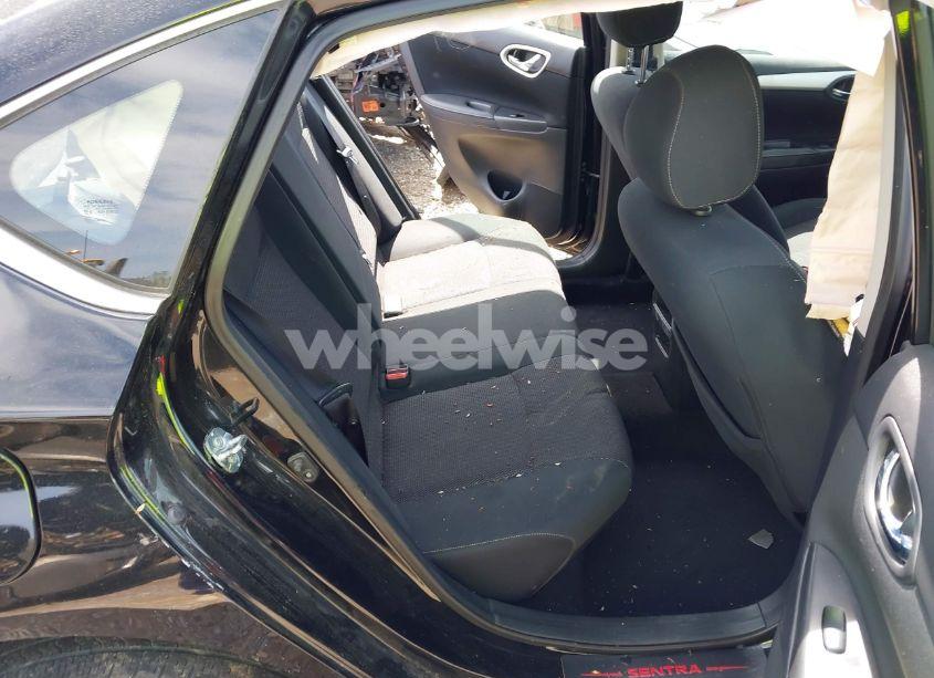 Photo 8 of 2019 Nissan Sentra S (VIN 3N1AB7AP1KY360683)