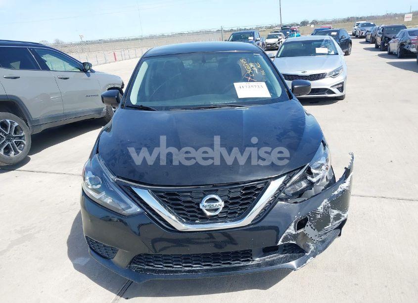 Photo 12 of 2019 Nissan Sentra SR (VIN 3N1AB7AP1KY362725)