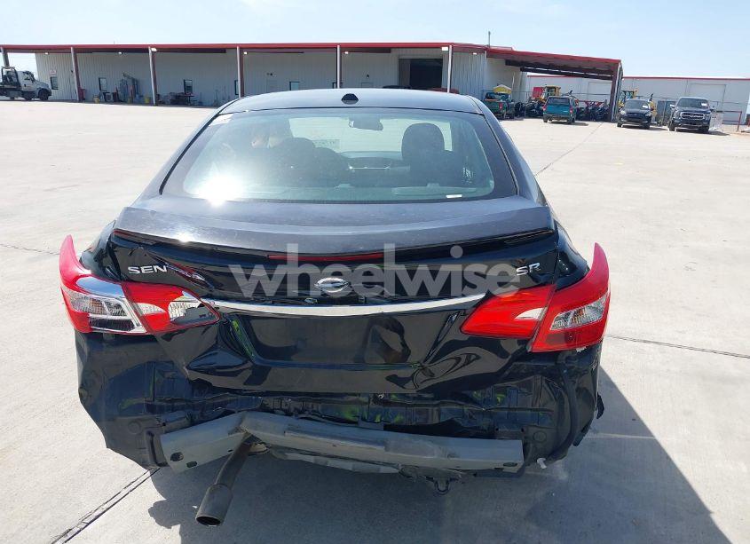 Photo 16 of 2019 Nissan Sentra SR (VIN 3N1AB7AP1KY362725)