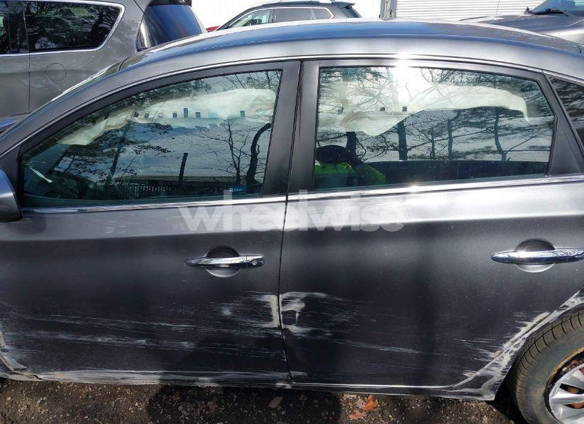 Photo 14 of 2019 Nissan Sentra S (VIN 3N1AB7AP1KY366077)