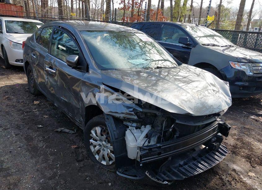 Photo 6 of 2019 Nissan Sentra S (VIN 3N1AB7AP1KY366077)