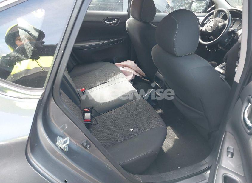 Photo 8 of 2019 Nissan Sentra S (VIN 3N1AB7AP1KY366077)