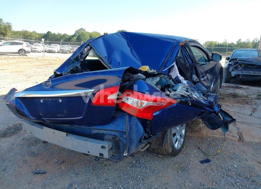 Photo 4 of 2019 Nissan Sentra S (VIN 3N1AB7AP1KY371019)