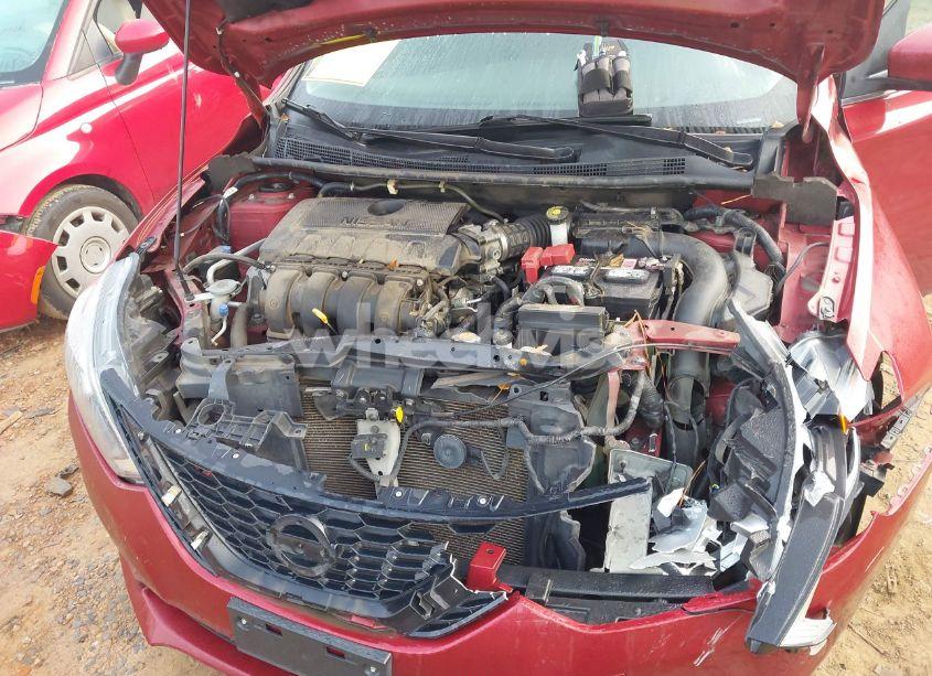 Photo 10 of 2019 Nissan Sentra SV (VIN 3N1AB7AP1KY374048)