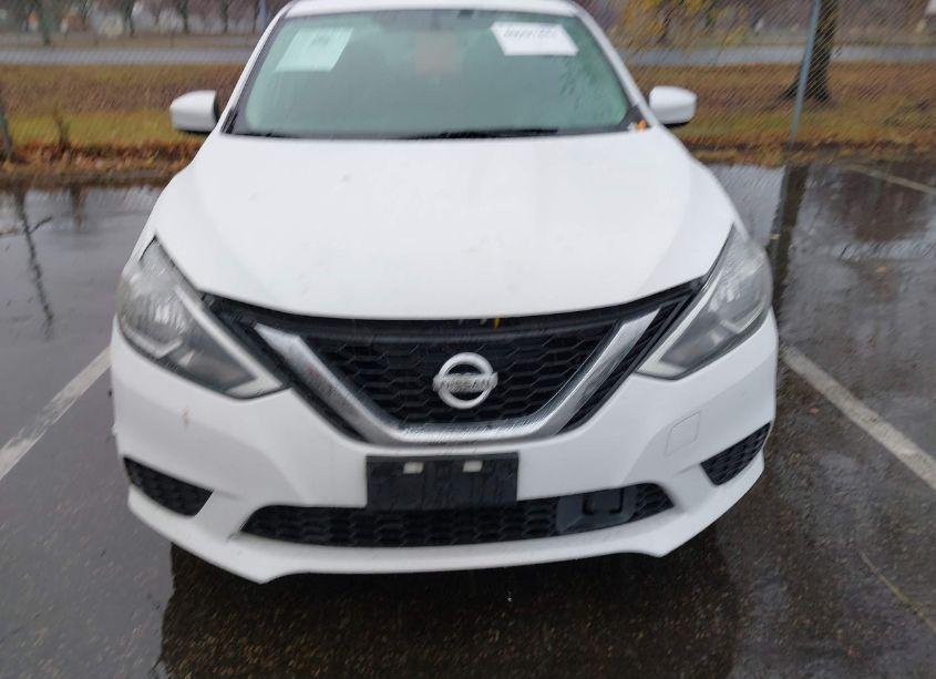 Photo 12 of 2019 Nissan Sentra SV (VIN 3N1AB7AP1KY377290)