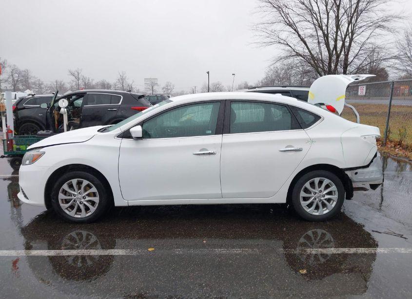 Photo 14 of 2019 Nissan Sentra SV (VIN 3N1AB7AP1KY377290)