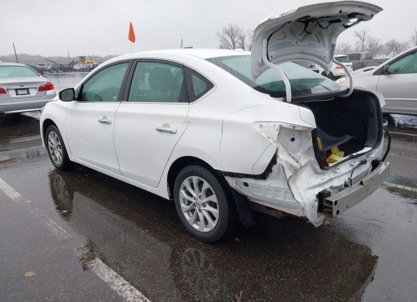 Photo 3 of 2019 Nissan Sentra SV (VIN 3N1AB7AP1KY377290)