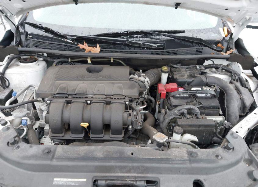 Photo 9 of 2019 Nissan Sentra SV (VIN 3N1AB7AP1KY377290)