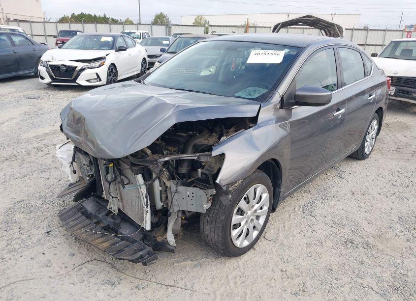 Photo 6 of 2019 Nissan Sentra S (VIN 3N1AB7AP1KY384594)