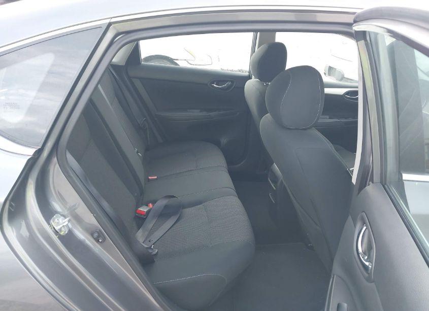 Photo 8 of 2019 Nissan Sentra S (VIN 3N1AB7AP1KY384594)