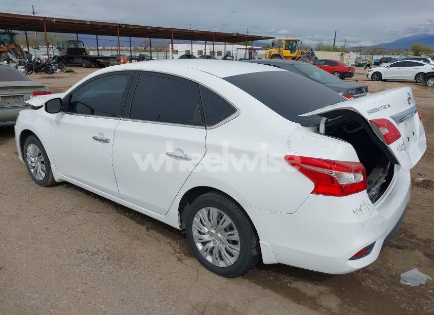 Photo 3 of 2019 Nissan Sentra S (VIN 3N1AB7AP1KY398026)