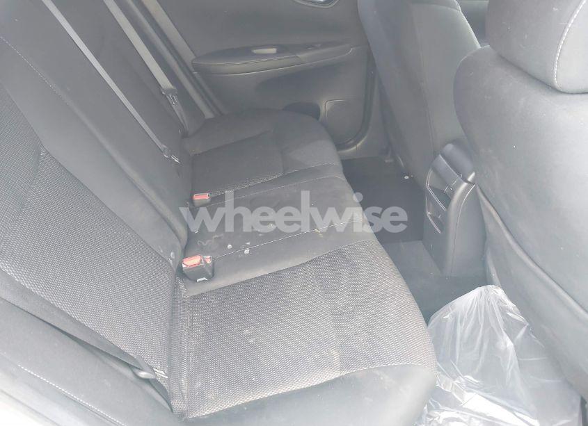 Photo 8 of 2019 Nissan Sentra S (VIN 3N1AB7AP1KY398026)